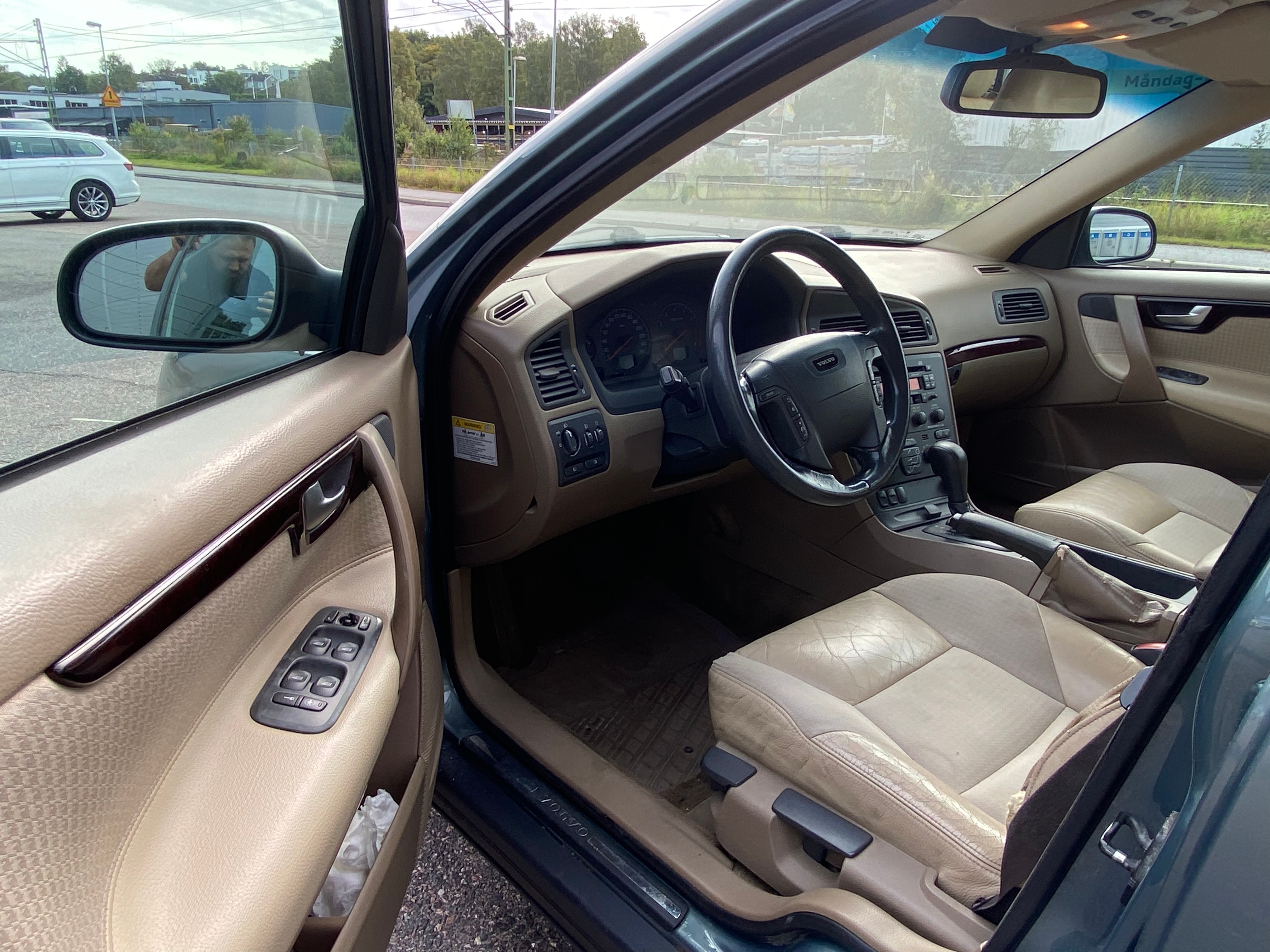 Volvo V70 2.4T Automat 200hk 2002, bild 6/39