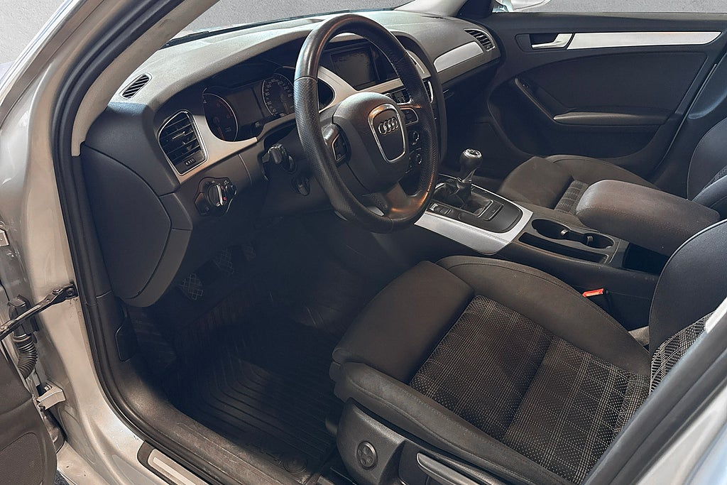 Audi A4 Avant 2.0 TDI Välservad Dragkrok