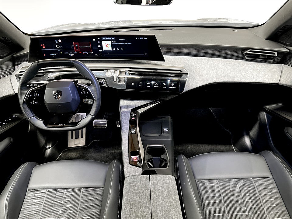Bild på Peugeot 3008 GT Hybrid 145hk Aut B-KAMERA CARPLAY