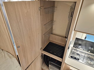 Husbil-halvintegrerad Kabe CLASSIC 740 LXL 18 av 21