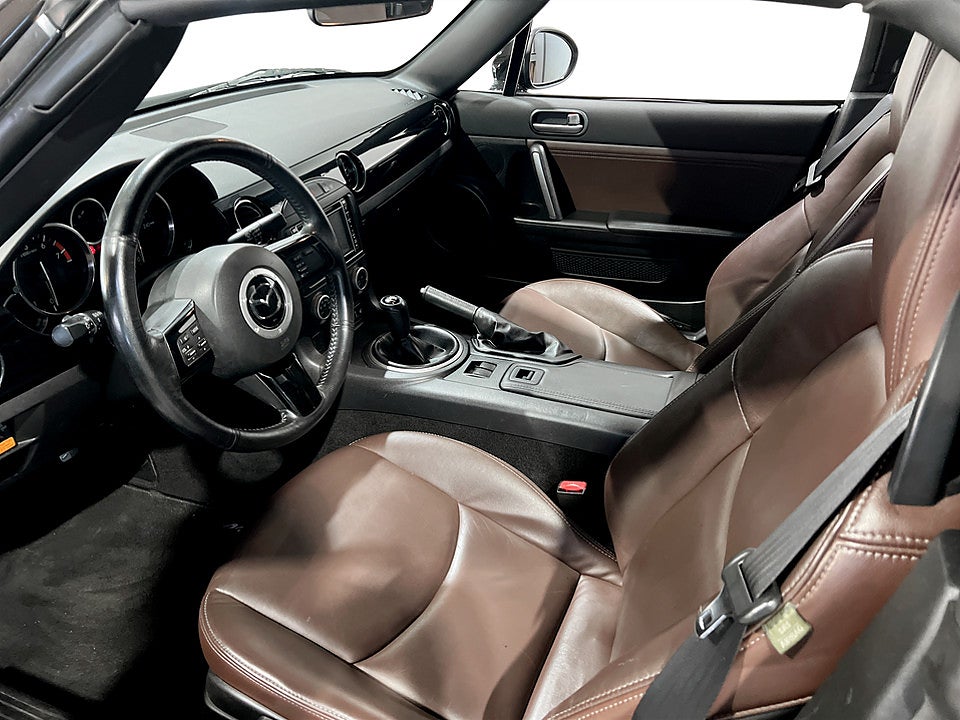 Bild på Mazda MX-5 Roadster Coupe 1.8 MZR 126hk - FARTHÅLLARE