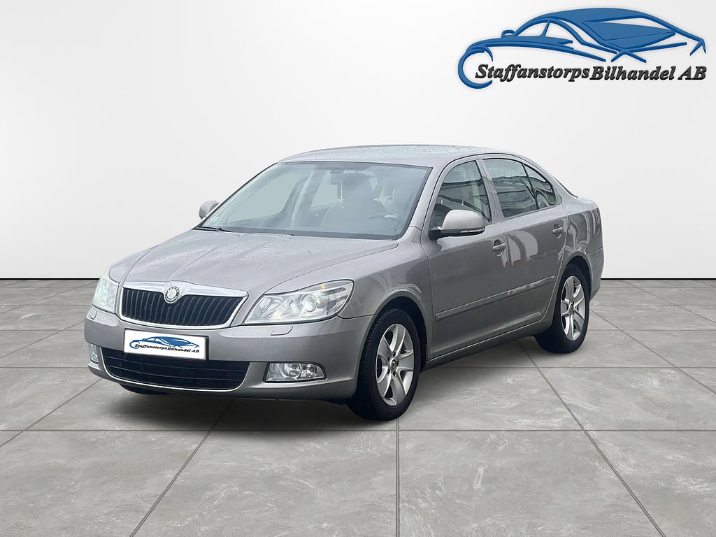 Skoda Octavia 1.8 TSI Elegance|AUTOMAT |NAVI | DRAG | NYBES 
