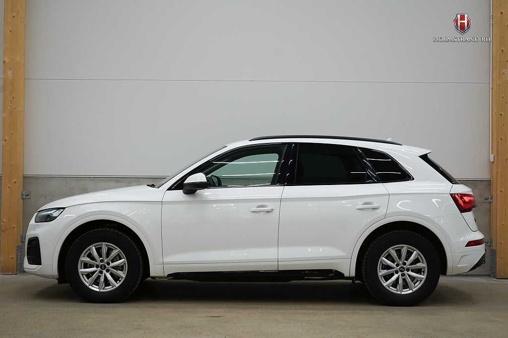 Audi Q5 40 TDI Q Sport Värmare Cockpit Drag Svart-optik Kamera