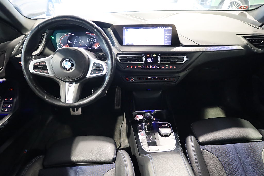 BMW 218 i Gran Coupé M Sport Aut PDC Navi 2022