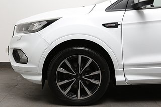 SUV Ford Kuga 9 av 23