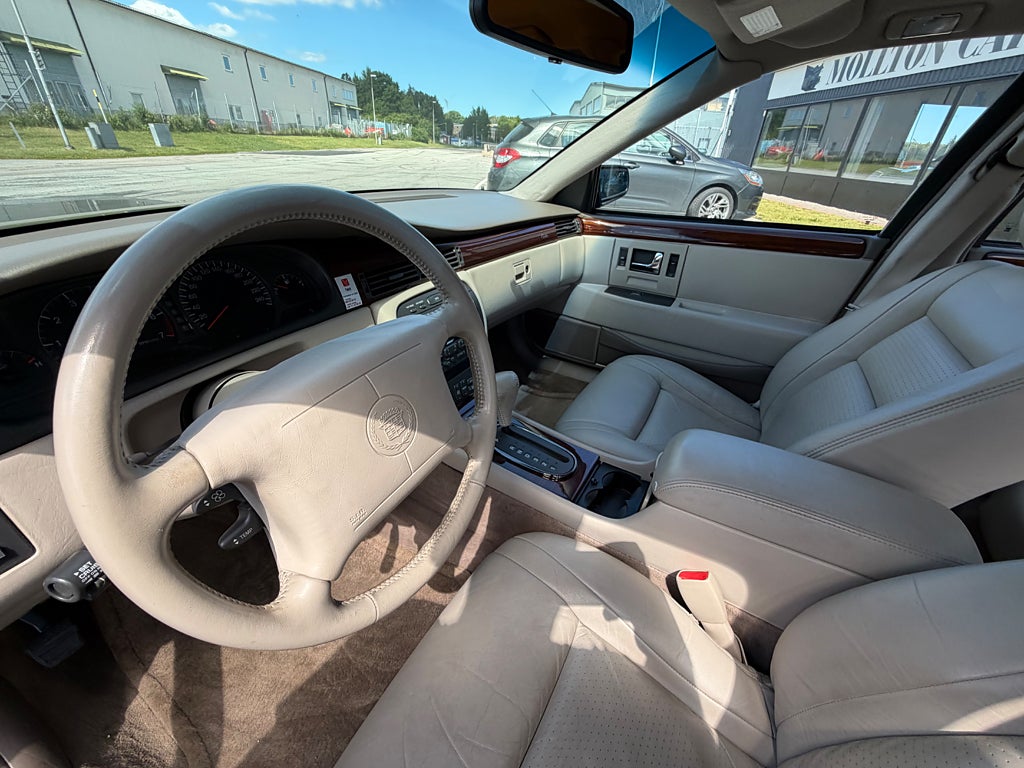 Cadillac Seville 4.6 V8 lågmil 0kr insats 750kr/mån