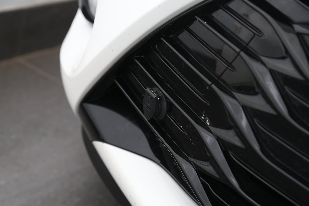 Toyota Yaris 1,5 Hybrid e-CVT Active Aut 5d Motorvärmare 2020
