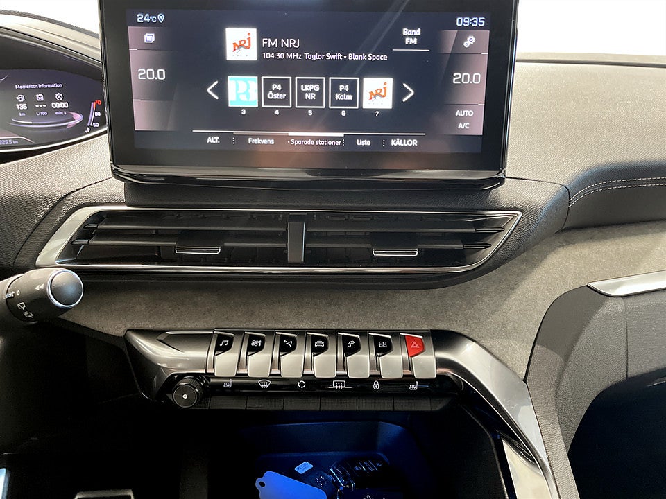 Bild på Peugeot 3008 GT 1.2 PT 130hk Aut B-KAMERA CARPLAY