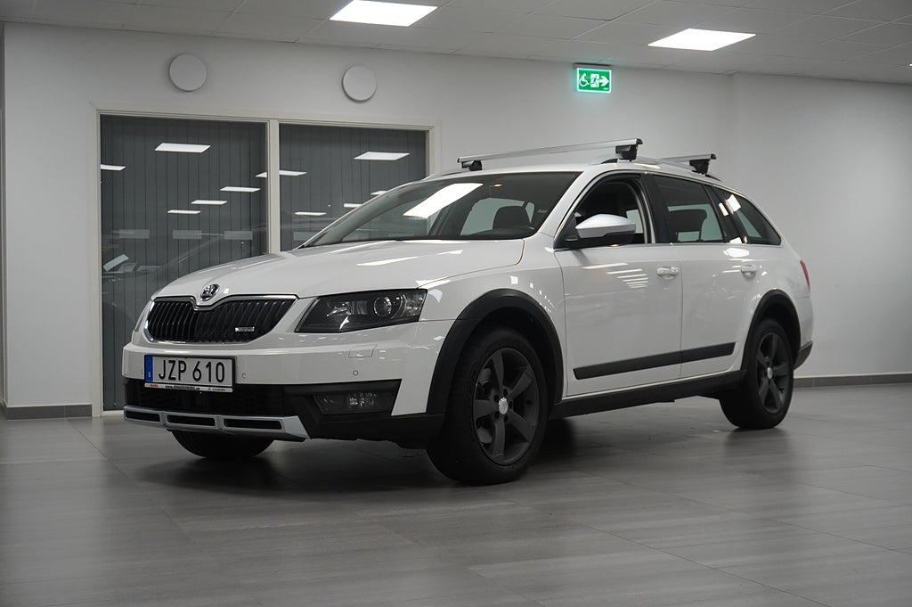 Skoda Octavia 2,65% ränta Scout 4WD Drag El Taklucka Dieselvärmare