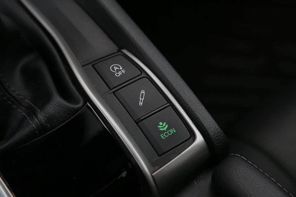 Honda Civic 1,5 i-VTEC Turbo 182hk 5D Panorama Skinn Drag 2017