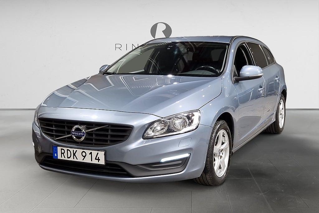 Volvo V60 T3 152 HK KINETIC PDC BLUETOOTH 888KR/ÅR 1ÄGARE 
