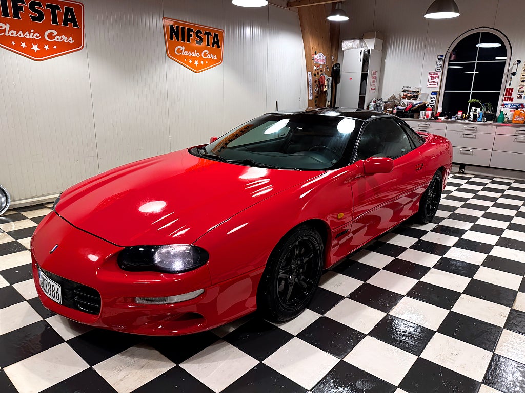 Chevrolet Camaro Z28 LS1