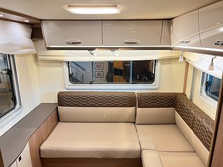 Husbil-halvintegrerad Bürstner Harmony Line T 744 18 av 26