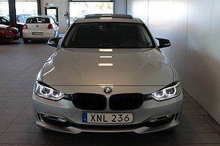 Sedan BMW 320 20 av 20