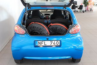 Halvkombi Toyota Aygo 6 av 15