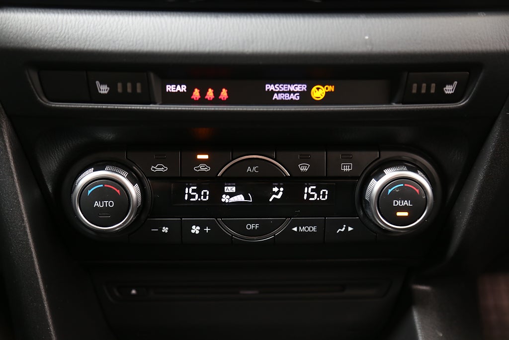 Mazda 3 2,2 DE SKYACTIV-D Vision 150hk Navi P-sensor Drag 2015