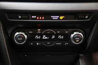 Halvkombi Mazda 3 21 av 24