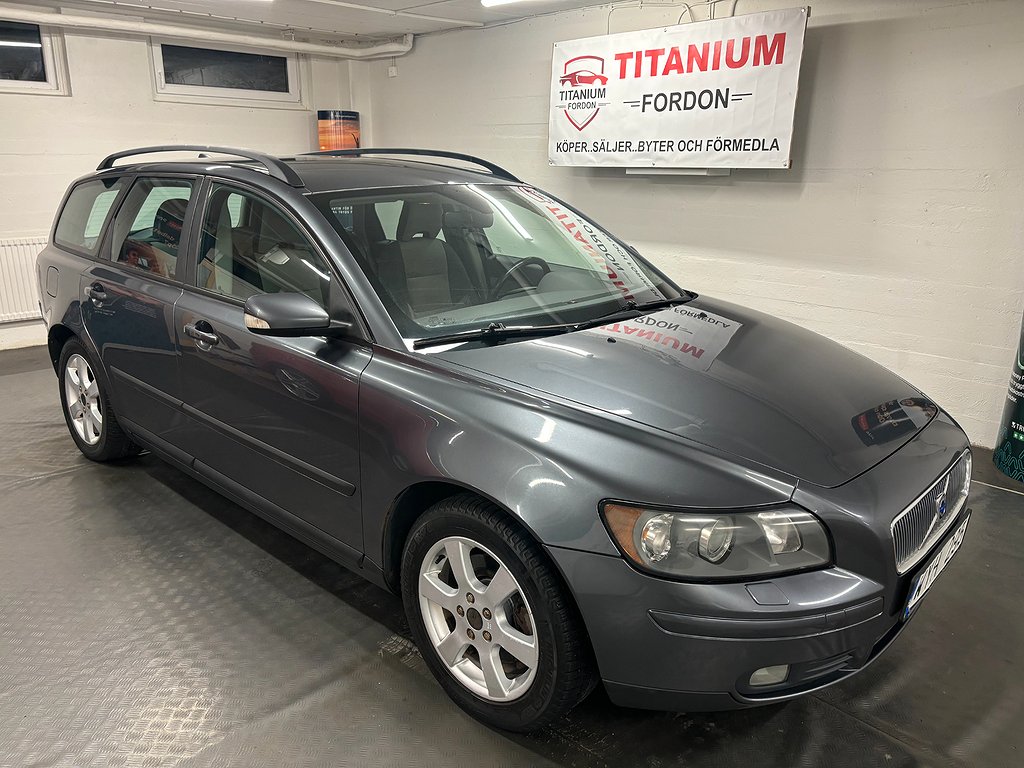 Volvo V50 2.4 Kinetic NY KAMREM   Dragkrok