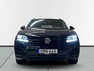 Volkswagen Touareg 3.0 V6 TDI 4M R-Line Luft Drag Dvärm Night vision HuD Pano S&V