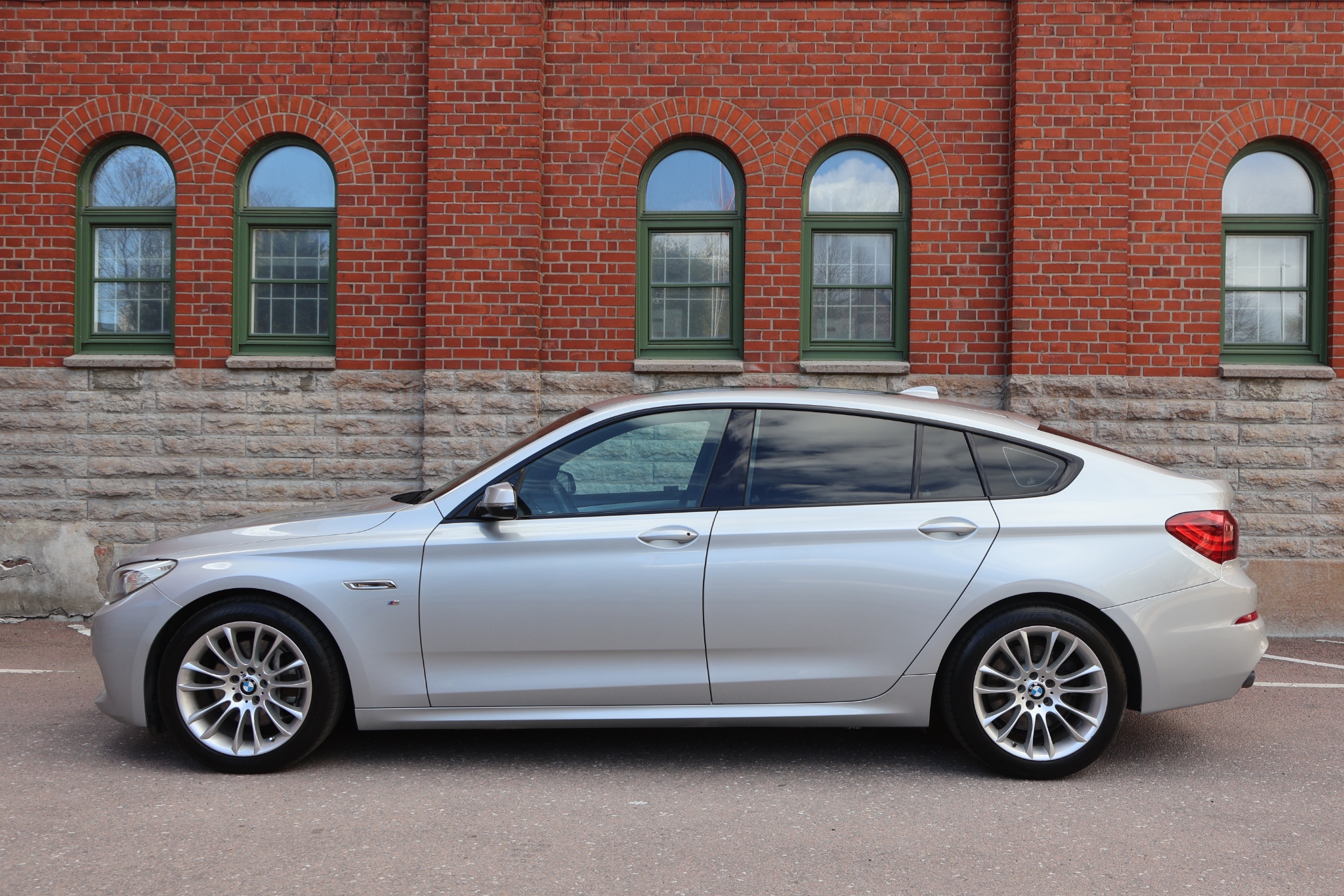 BMW 530 2015, bild 4/53