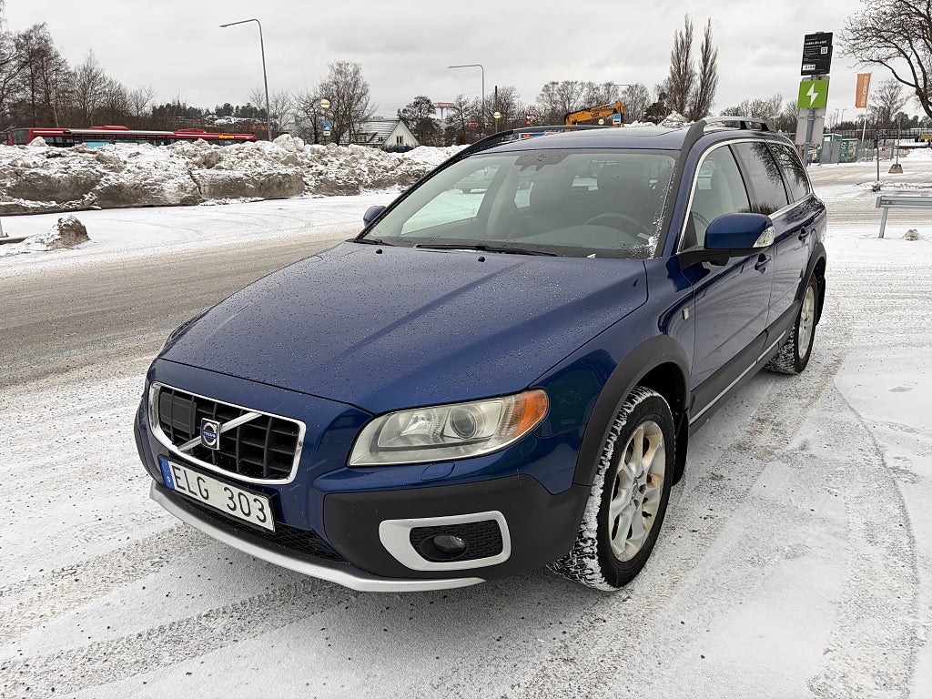 Volvo XC70 D5 AWD 185HK AUTOMAT OCEAN RACE LÄDER NYBESIKTIGAD DRAG