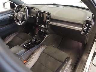 SUV Volvo XC40 9 av 25