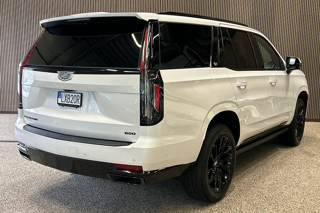 Cadillac Escalade 600 4WD 6.2 V8  4WD Sport Platinum