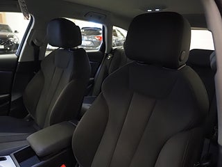 Kombi Audi A4 19 av 23