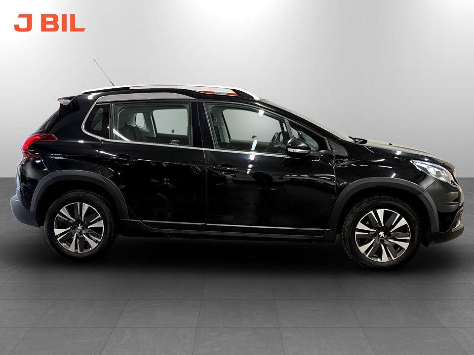 Bild på Peugeot 2008 Allure 1.2 PT 110hk Aut PANO B-KAMERA