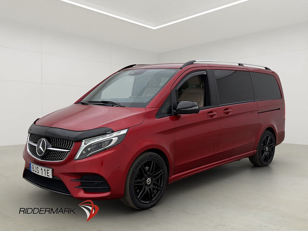 Mercedes-Benz V 220 d AMG Värmare Pano 360° El-Dörrar 1-Bruk