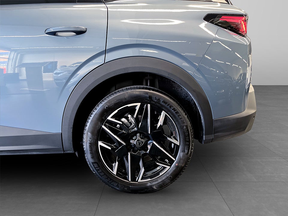 Bild på Peugeot 5008 GT Hybrid 145hk Aut 7-SITS B-KAMERA NAV