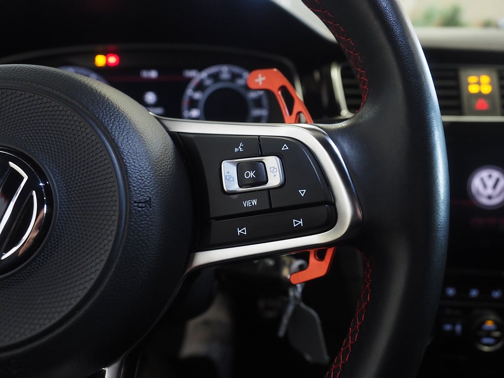 Volkswagen Golf GTI Performance 2.0 245hk DSG M-Värm Kamera Sportavgas 2020