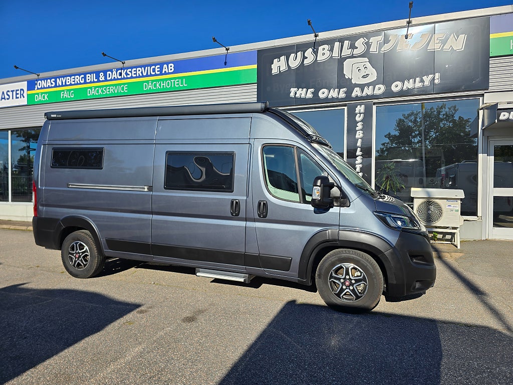 Pössl SUMMIT PRIME 600 FIAT 9-STEGS AUT. 180HK 