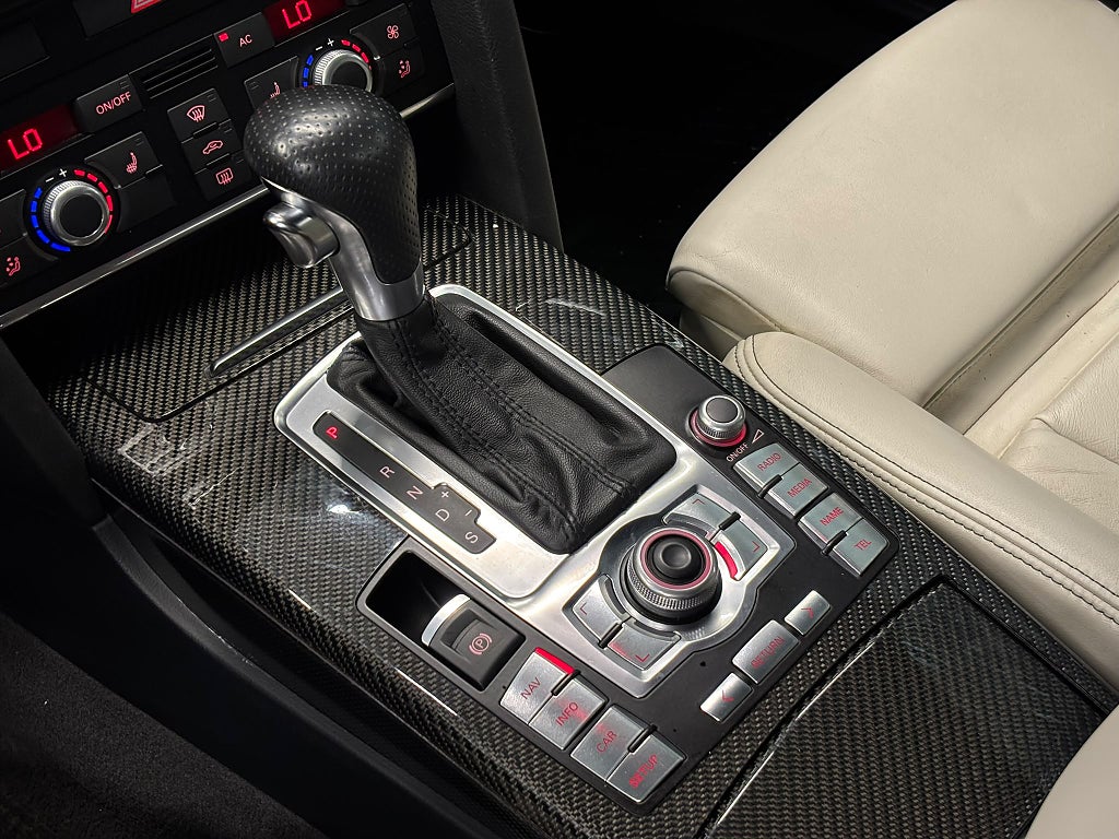 AUDI RS6 AVANT 5.0 V10 BITURBO QUATTRO 579ch - SONORISATION BOSE - FREINS CARBONE - CLIMATISATION - CAMÉRA DE RECUL