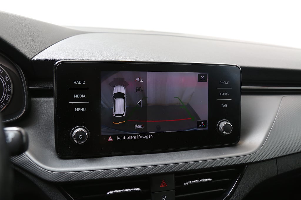 Skoda Kamiq 1,0 TSI Ambition 115hk Kamera CarPlay Drag 2020