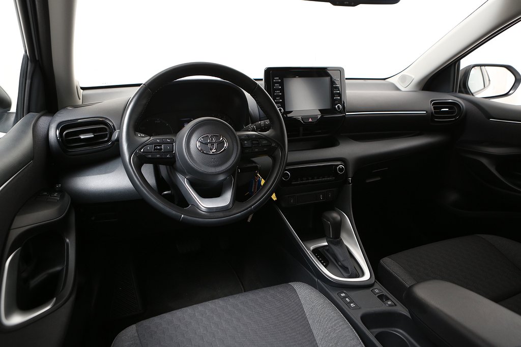 Toyota Yaris 1,5 Hybrid Active Aut 5D Kamera Leasbar 2023