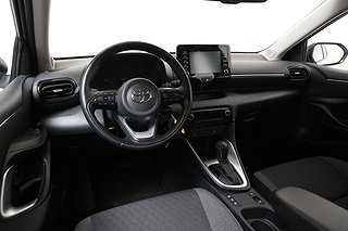 Halvkombi Toyota Yaris 12 av 25