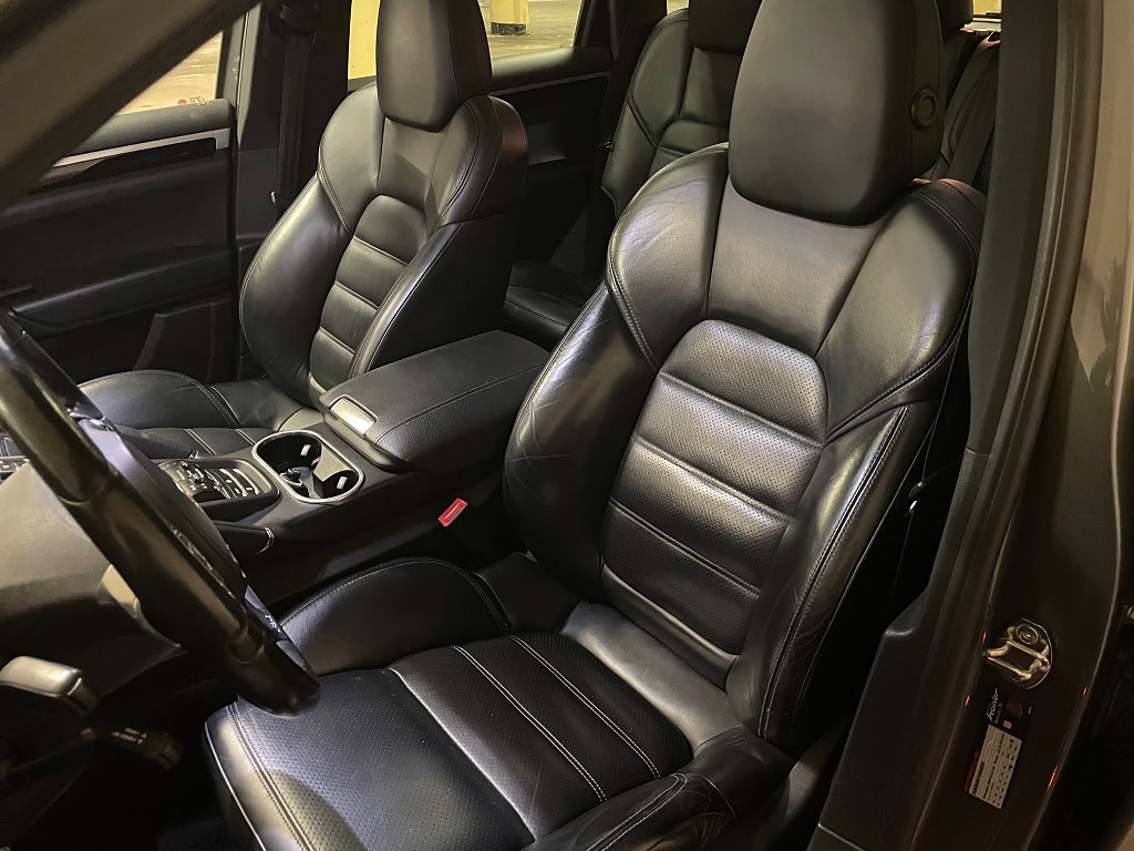 Porsche Cayenne S 2014 - miniatyr 18