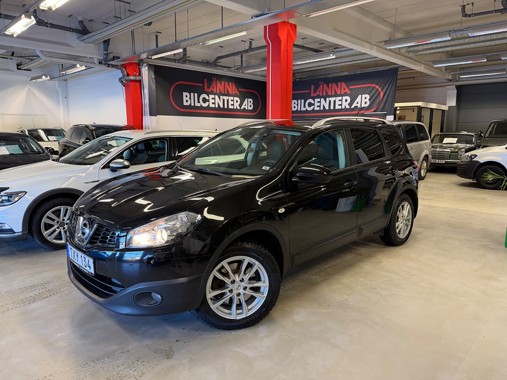 Nissan Qashqai+2 2.0 4x4 Aut Drag 7-sits Pano Kamera Navi Ny servad SoV