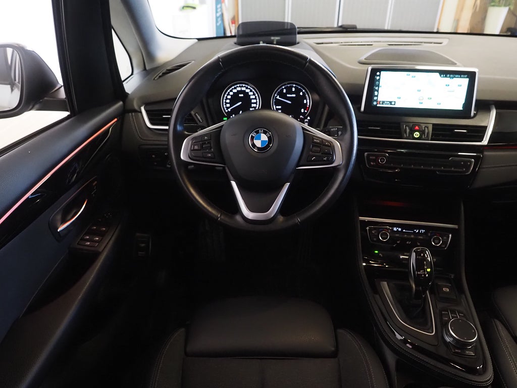 BMW 220 d xDrive Active Tourer Sport line M-Värm Navi Drag 2019