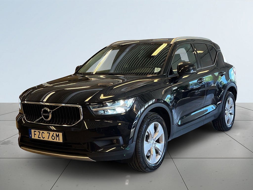 Volvo XC40 B4 AWD Momentum Drag/Kamera/P-Värm/S&V-Hjul/Full servad