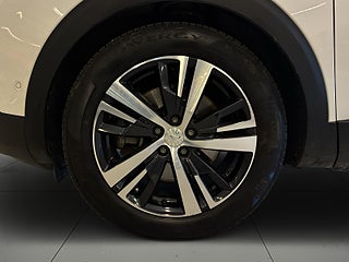 Peugeot 3008 GT HYBRID4 EAT 360/SoV-Däck/Drag/Navi/Adaptiv Fart – bild 14