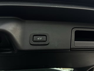 Land Rover Range Rover Evoque D180 MHEV AWD/SoV/Drag/MoK/Kamera/Skinnklädsel – bild 17