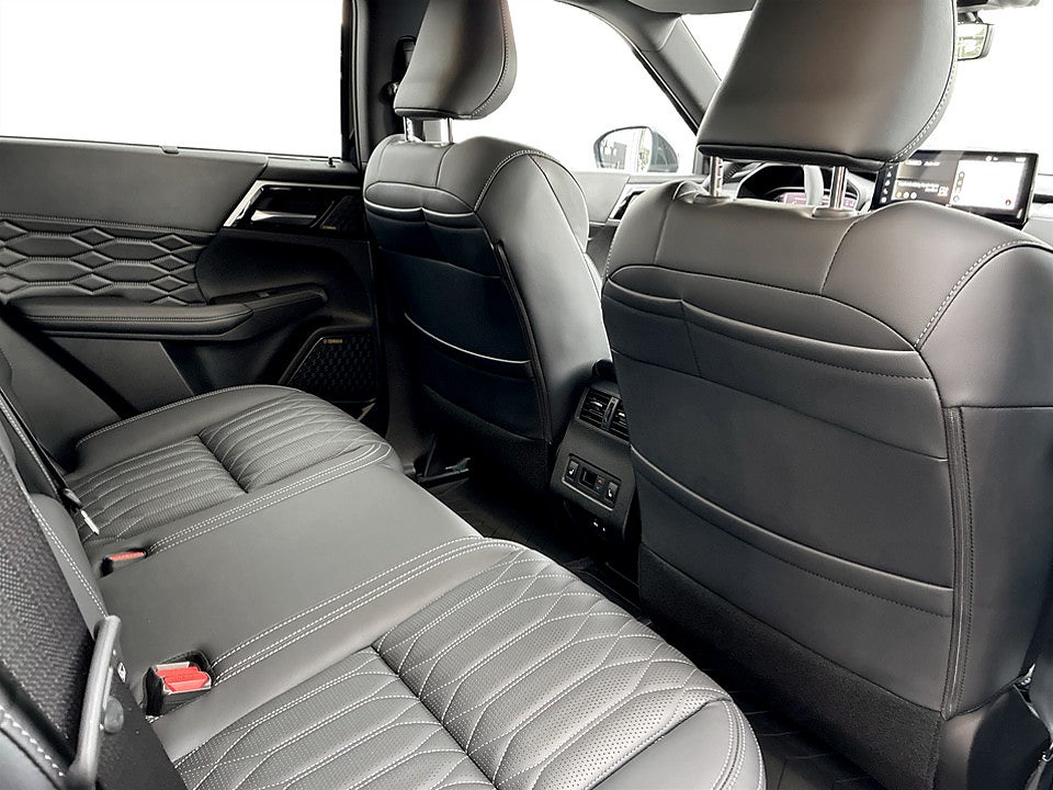 Bild på Mitsubishi Outlander Instyle Edition PHEV - OMGÅENDE LEVERANS!