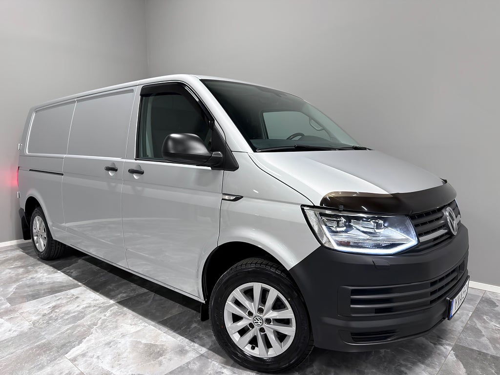 Volkswagen Transporter T30 2.0 TDI Lång/Värmare/Drag/Inreddning/LED/Ny Kamrem