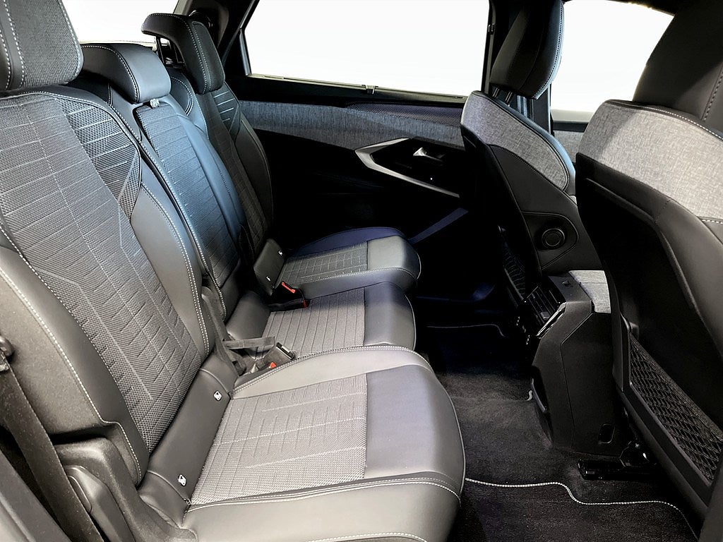 Bild på Peugeot 5008 GT Hybrid 145hk Aut - NYA VINTERHJUL INGÅR!