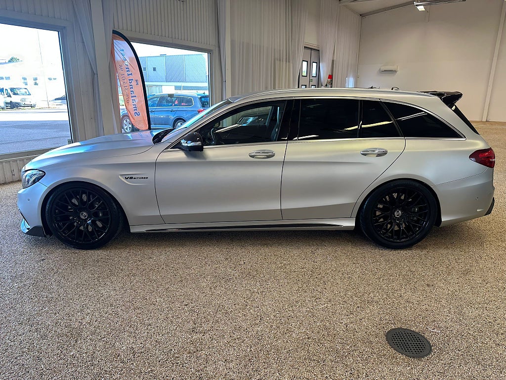 Mercedes-Benz AMG C 63 T AMG / Skalstolar/ Burmester/