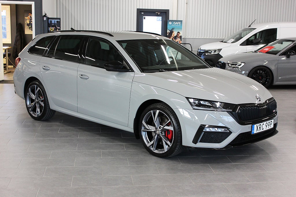 Skoda Octavia RS iV 245Hk Värmare Sov 