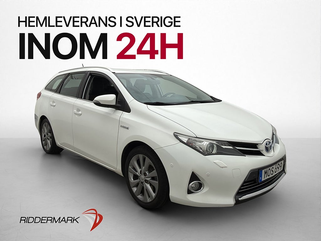 Toyota Auris Hybrid Executive Värmare Kamera P-Sensorer
