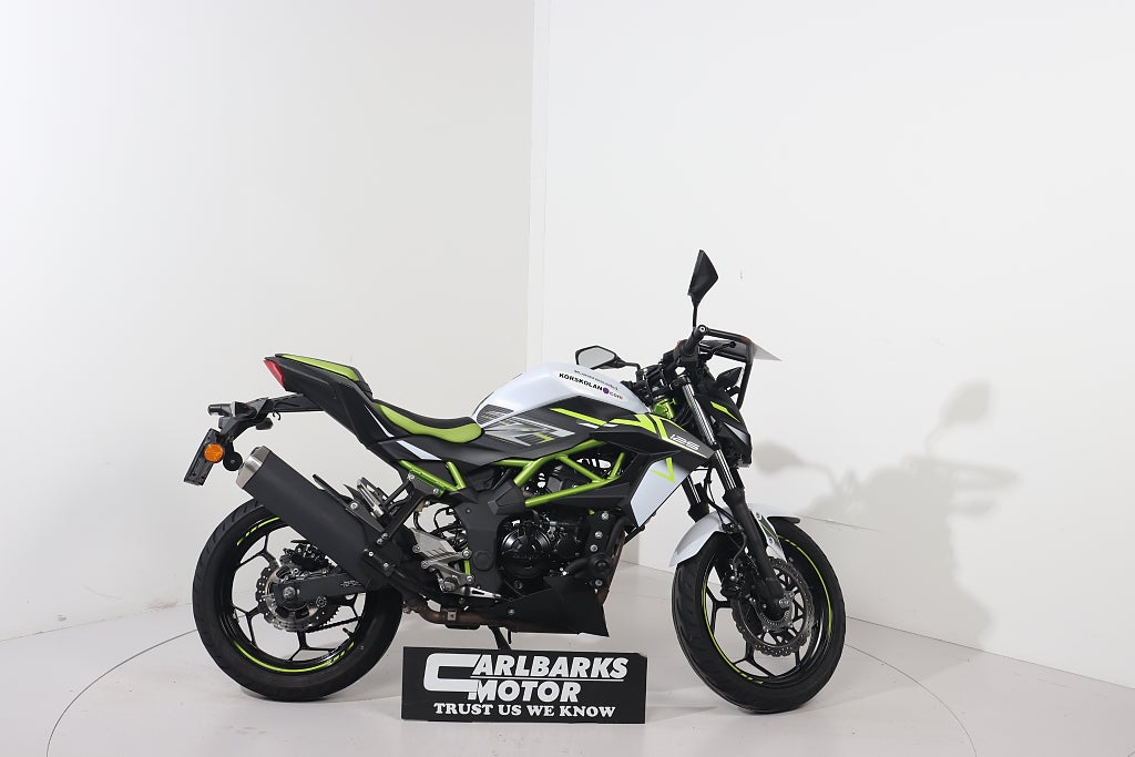 Kawasaki Z125 